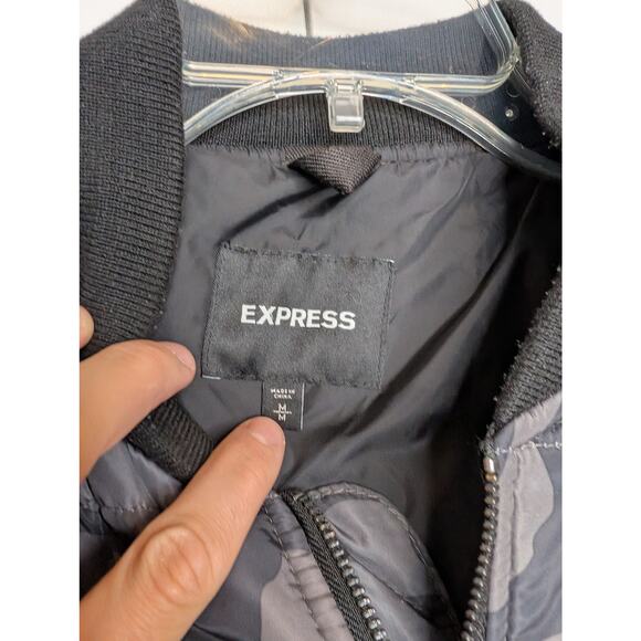 Express Men's Bomber Jacket Size Medium Camo Black - Picture 3 of 6